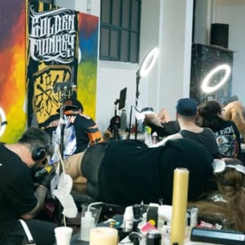 Tatuajes, música y arte en vivo en el Conte Grand