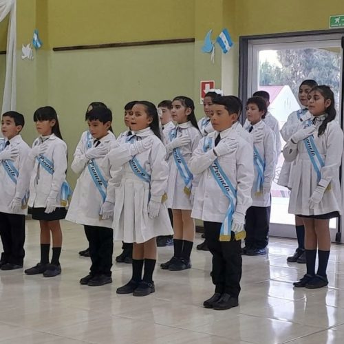 Compromiso y emoción en la Promesa de Lealtad a la Bandera en San Martín