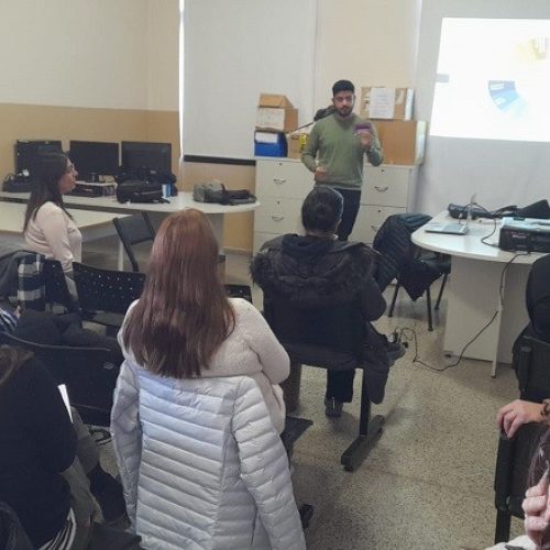 Capacitaron en prevención combinada para el consultorio de la diversidad en el CAPS Ibone Silva