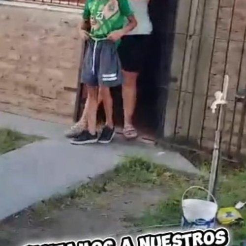 “Mira como se enteraron los nuevos integrantes del grupo de bandera de la Escuela Segundino Navarro en 25 de Mayo”