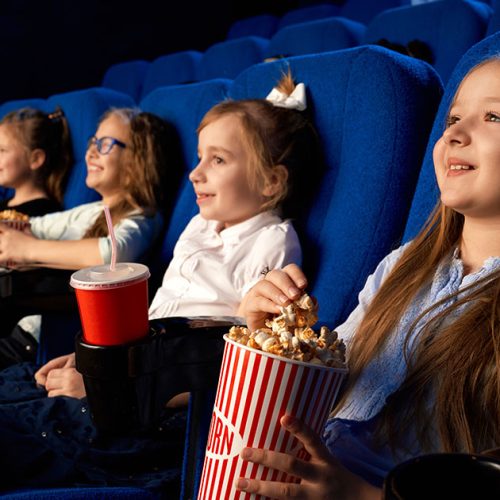 Cine en la biblioteca para disfrutar en familia durante las vacaciones