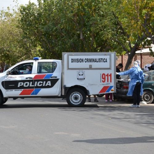 Hallan a un martillero público muerto en sus oficinas de capital