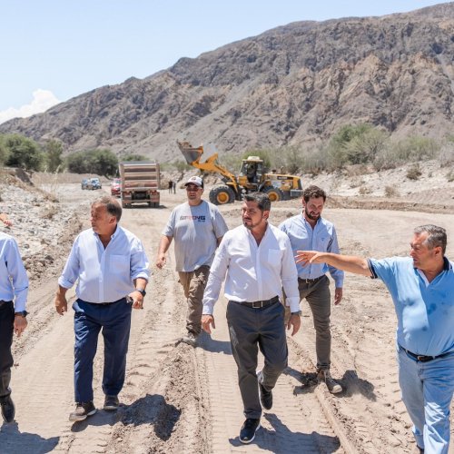 El gobernador recorrió la zona afectada por la violenta tormenta de anoche
