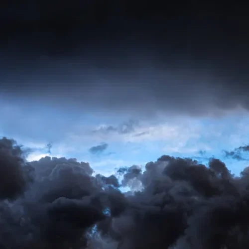 Tormentas fuertes y calor: el pronóstico para este jueves en San Juan