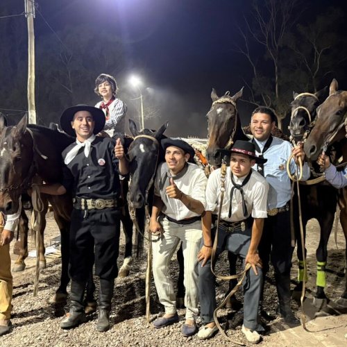 La agrupación gaucha “Santa Rosa de Lima de 9 de Julio” puso al departamento en lo más alto!!!