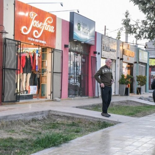 Atención Rawson, el comercio tendrá cambio de horario por el partido de la selección Argentina el viernes