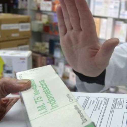 El PAMI recortó la entrega de medicamentos gratuitos a jubilados