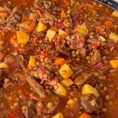 “Vienen días de locro y lentejas”