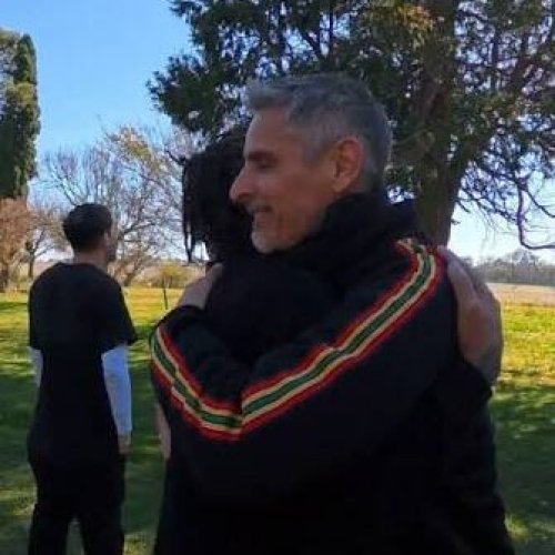 Kapanga y Los Cafres rindieron homenaje a sus familias en un video. ¡Mira!