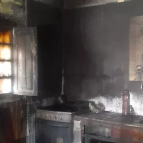 Un niño dejó una hornalla abierta y provocó una explosión