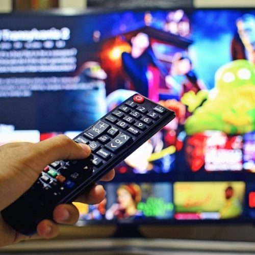 Cable,Internet, Fútbol,  todo por un solo cable y con un precio sumamente accesible