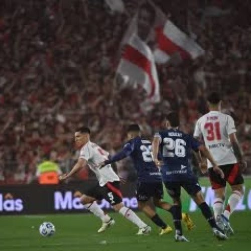 Hoy juega River 21.30